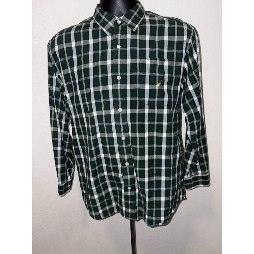 Nautica Long Sleeve Button Up Shirt Men 16/18 Large 100 % Cotton Green Plaid